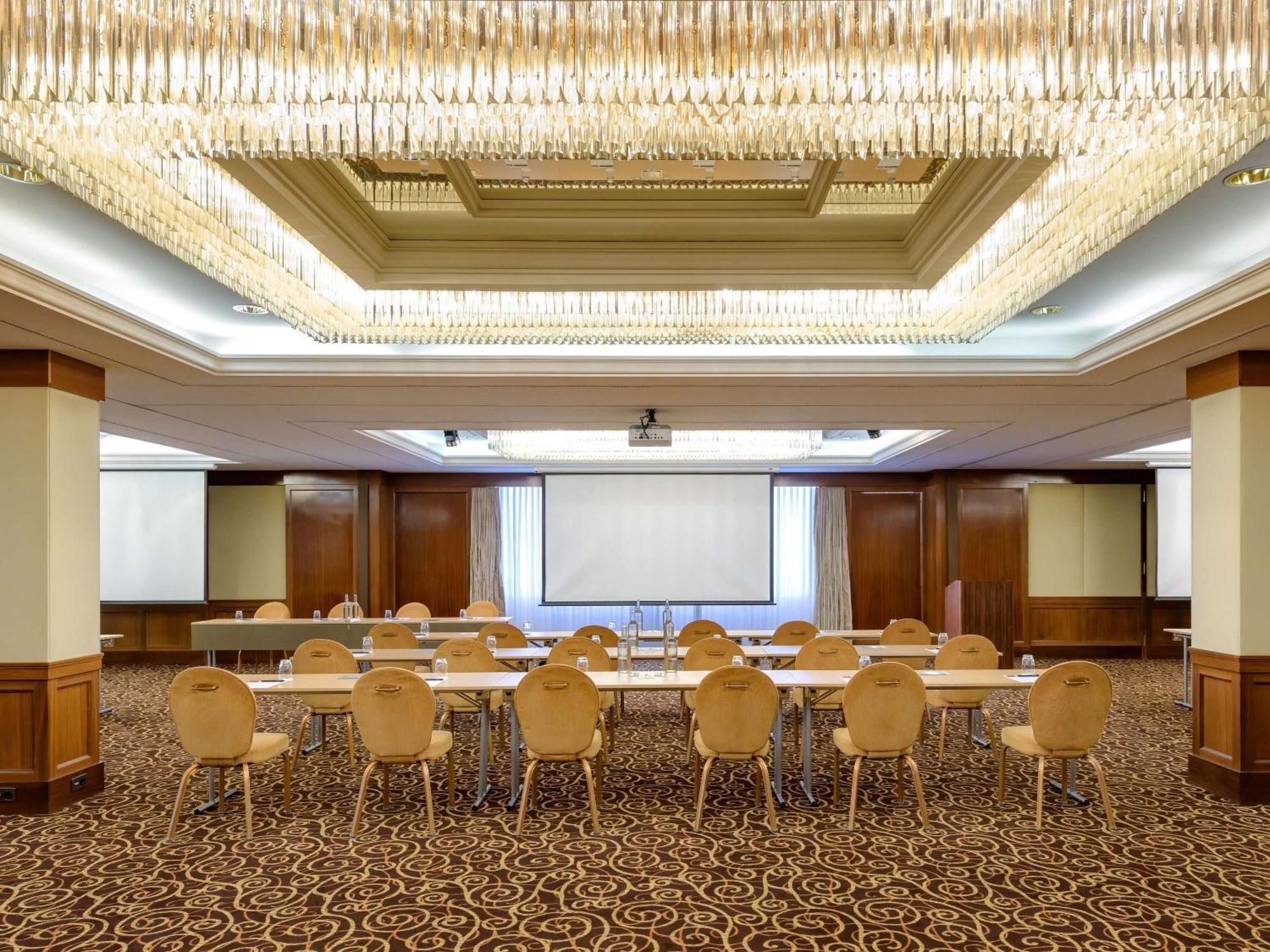 โมเวนพิก เจนีวา Hotel เมย์แร็ง ภายนอก รูปภาพ