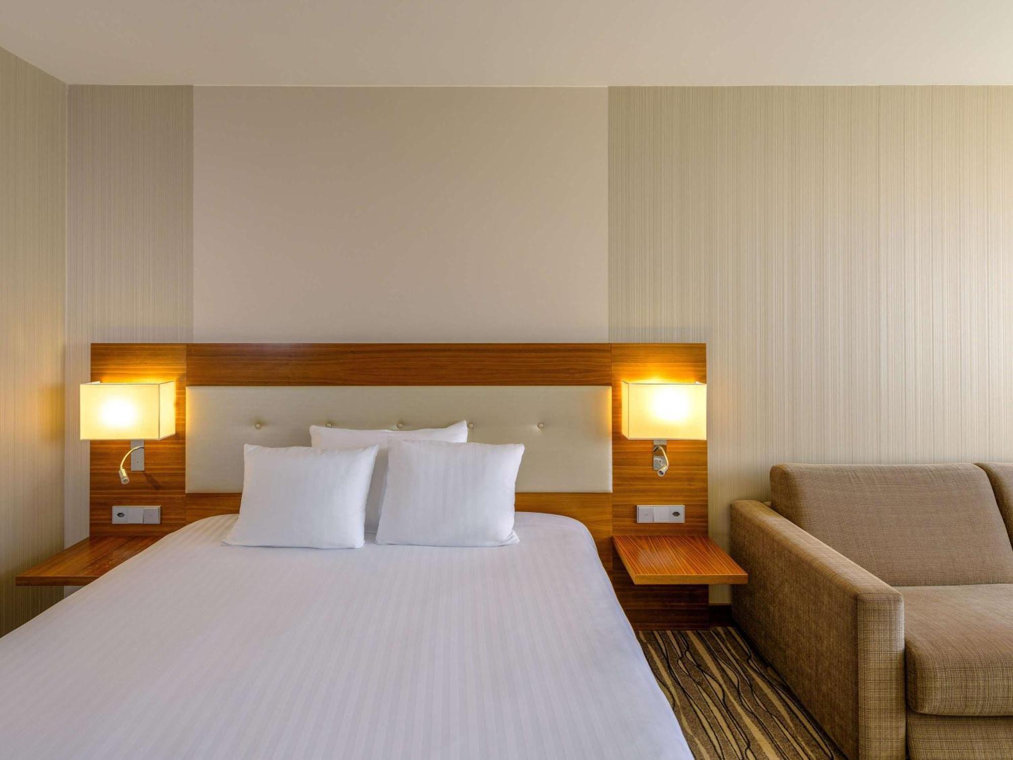 โมเวนพิก เจนีวา Hotel เมย์แร็ง ภายนอก รูปภาพ